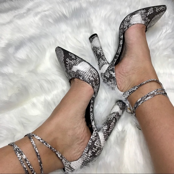 🐍PYTHON print POINTED TOE ANKLE WRAP BLOCK HEEL - Picture 2 of 7